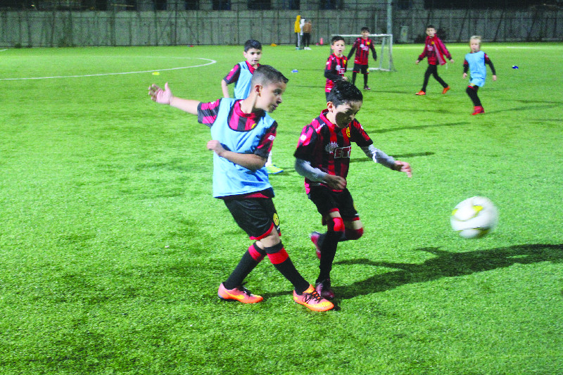 HEDEFİMİZ GENÇLİGE HİZMET