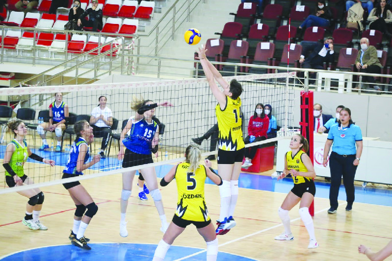 DERBİDE GÜLEN SİVRİHİSAR OLDU (1-3)