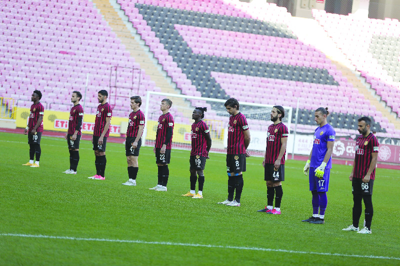 KADRO YİNE DEĞİŞTİ