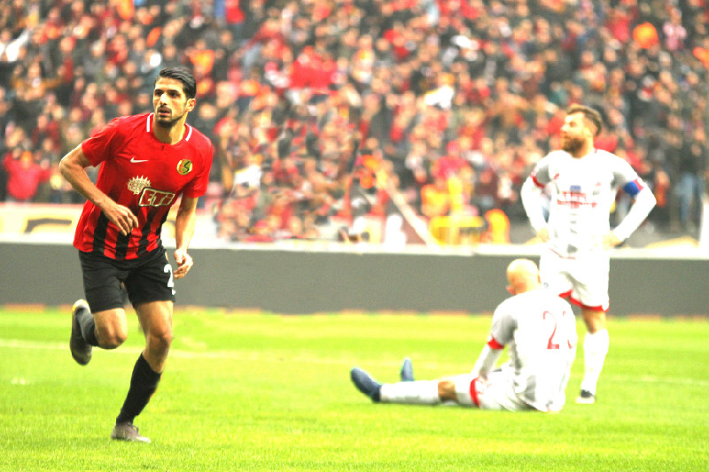 KALEYİ BULAN TEK ŞUT  ERDAL AKDARİDEN