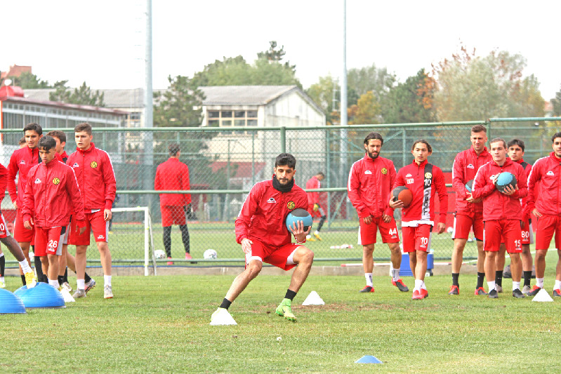 ÇİFT ÇALIŞMA VARDI