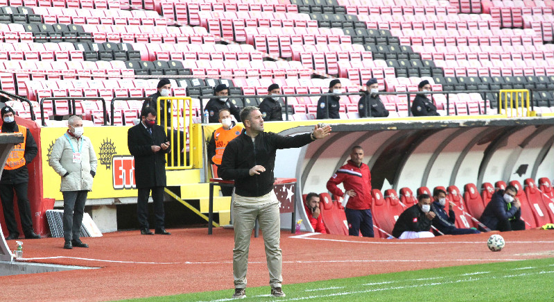 GÖRMEK İSTEDİĞİNİ GÖREN GÖZLER