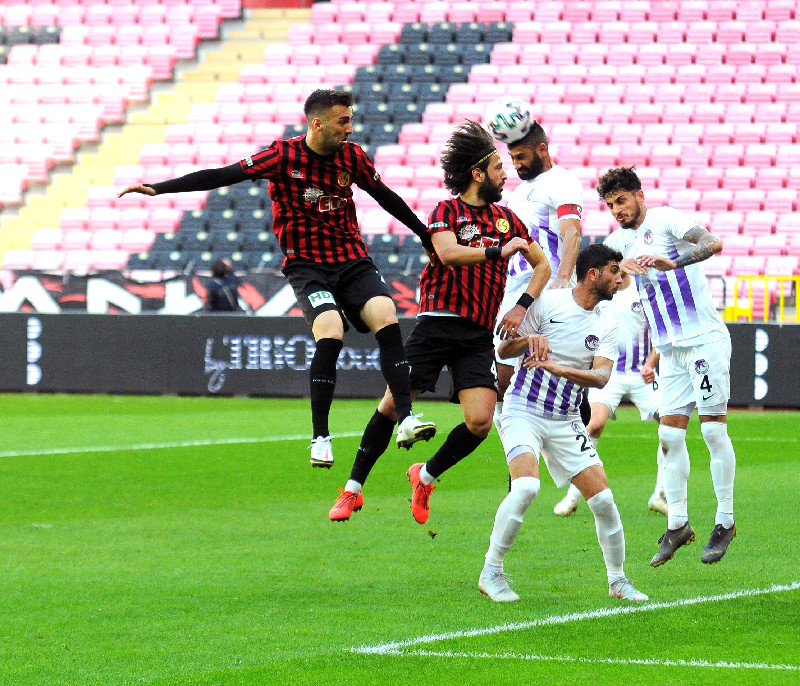 AZ GOL ATIP ÇOK GOL YEDİK