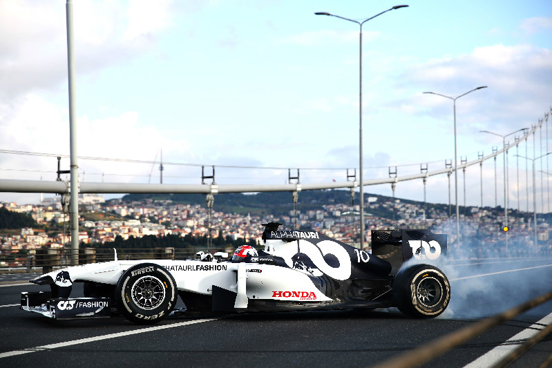 FORMULA 1 HEYECANI BAŞLIYOR