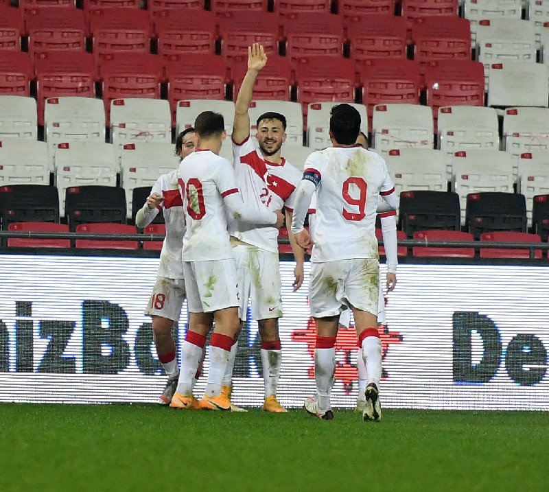 ÜMİT MİLLİLERİN HALİLİ VAR