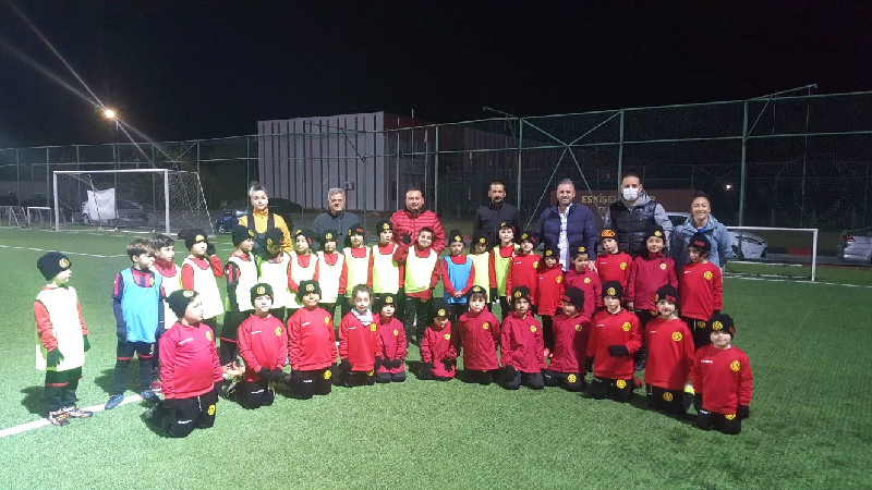 FABRİKA ESKİŞEHİRSPORU ZİYARET ETTİ