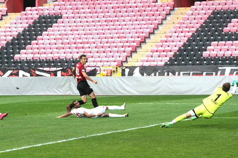 HAYALLERİM GERÇEK OLDU