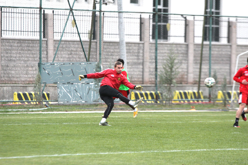 EKREME ÇOK İŞ DÜŞECEK