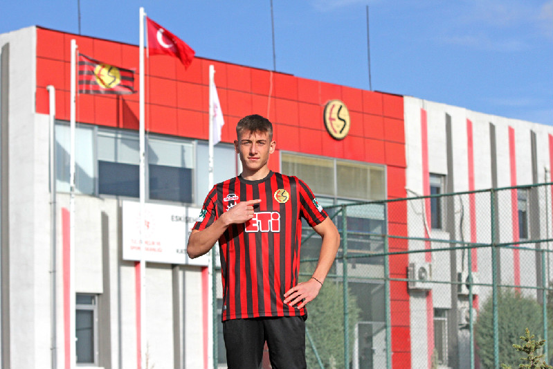 TARAFTARIMIZIN YOKLUĞU DEZAVANTAJ OLUYOR