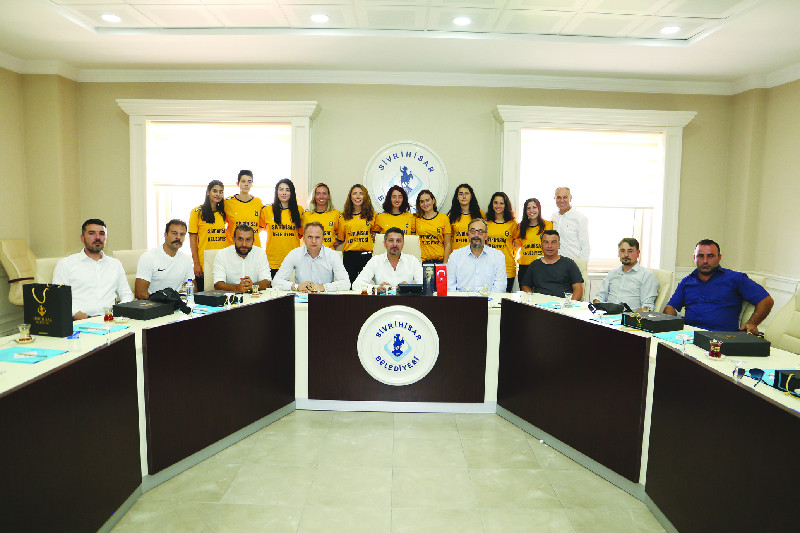 SİVRİHİSARA SÜPER LİG TAKIMI KAZANDIRMAK İSTİYORUZ