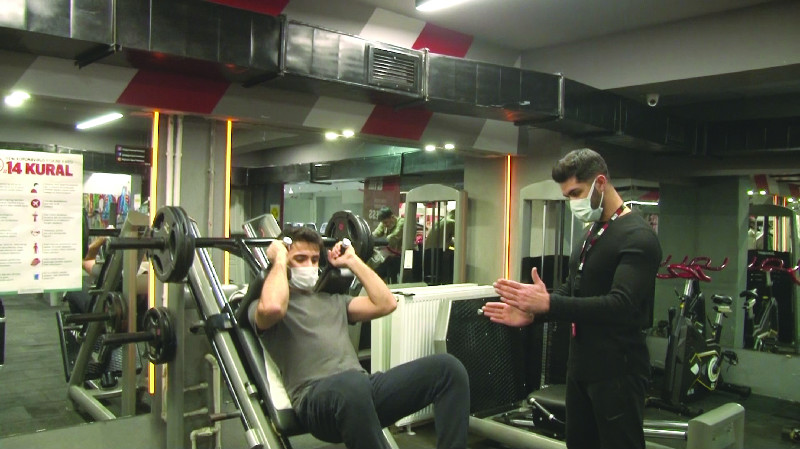 ESKİŞEHİRDE SPOR SALONLARININ  KAPATILMASI KARARI TARTIŞILIYOR