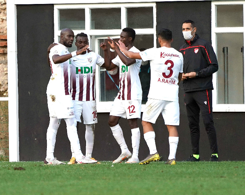 KEÇİÖRENGÜCÜ: 6 - AKHİSARSPOR: 0