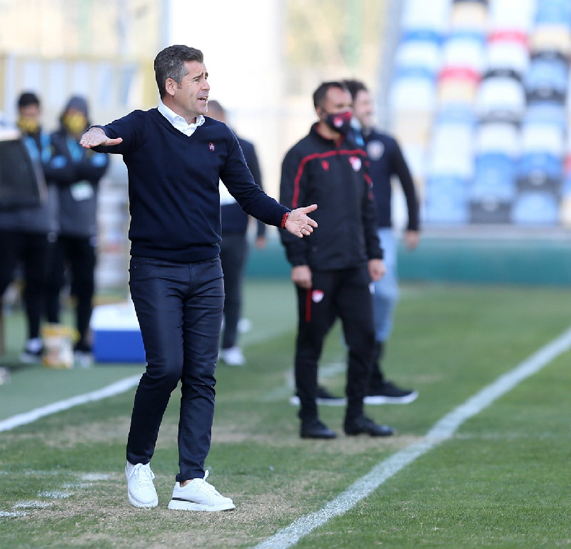 BU LİGDE HERKES  HERKESİ YENEBİLİR