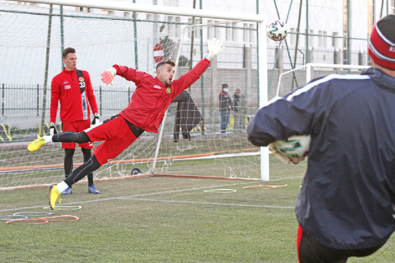 MELİH İDMANDA EKREM TEDAVİDE