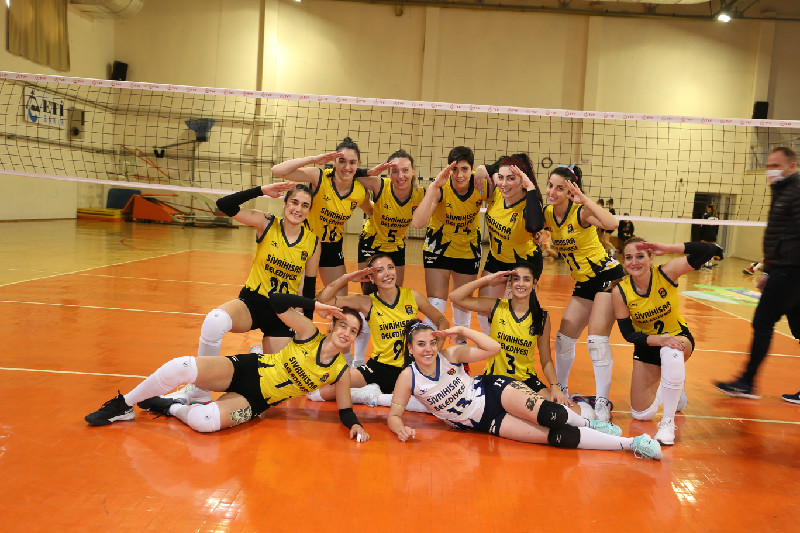 LİDERE SELAM DURUN!