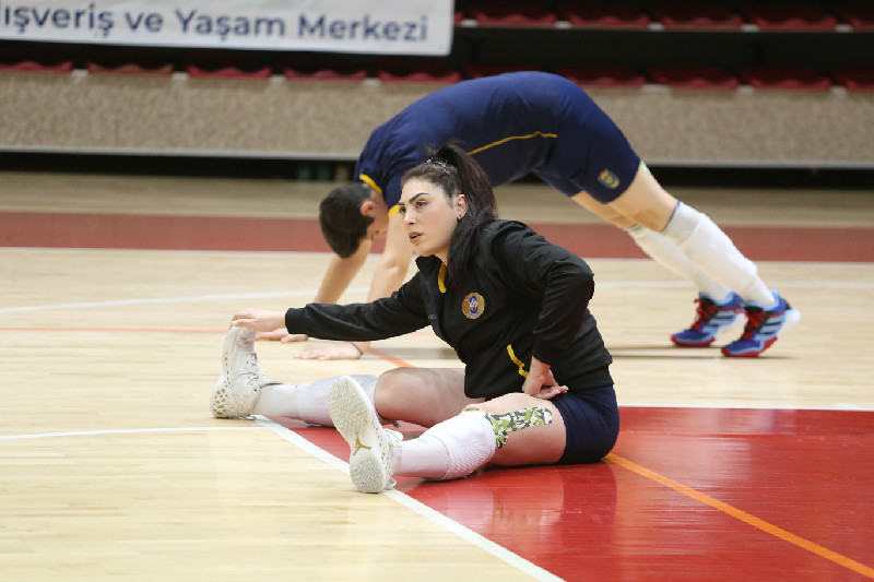 AİLE ORTAMI GÜCÜMÜZE GÜÇ KATIYOR