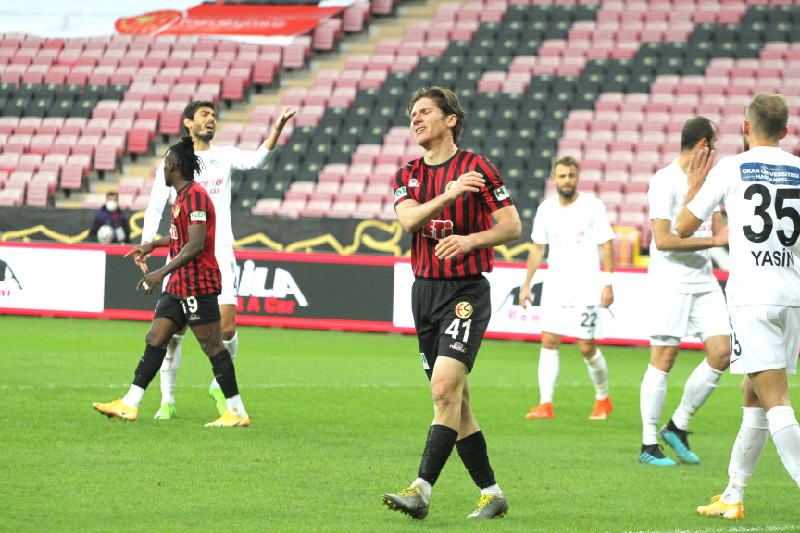 TUZLA BUZ OLDUK (0-2)