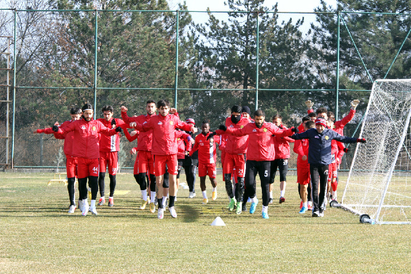 TAKTİK ÇALIŞTILAR