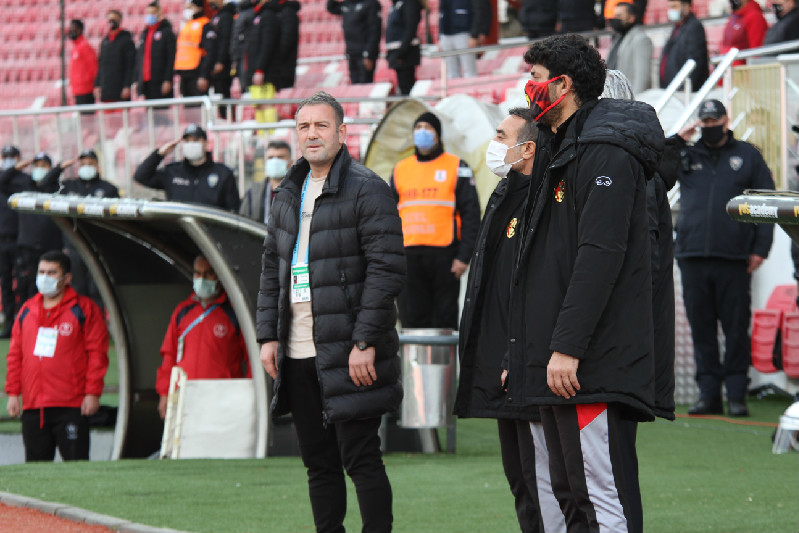 2 DEĞİŞİKLİK YAPTI