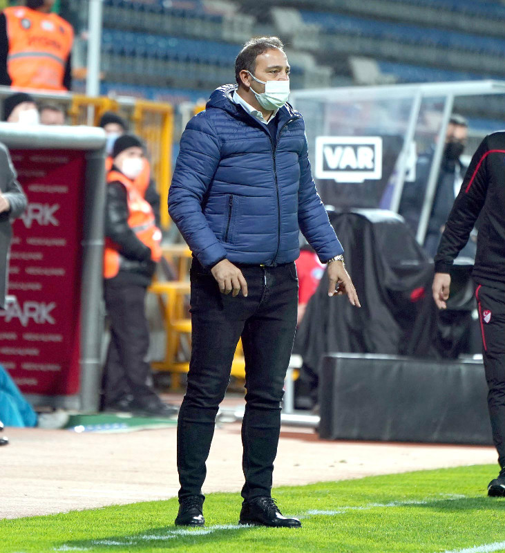 FUAT ÇAPA KORONA  VİRÜSE YAKALANDI