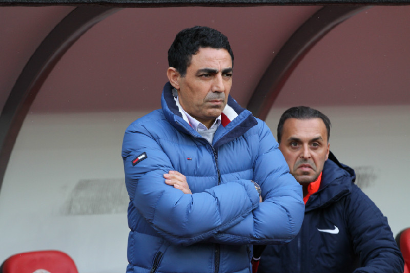 MUSTAFA ÖZER İLE YOLLAR AYRILDI