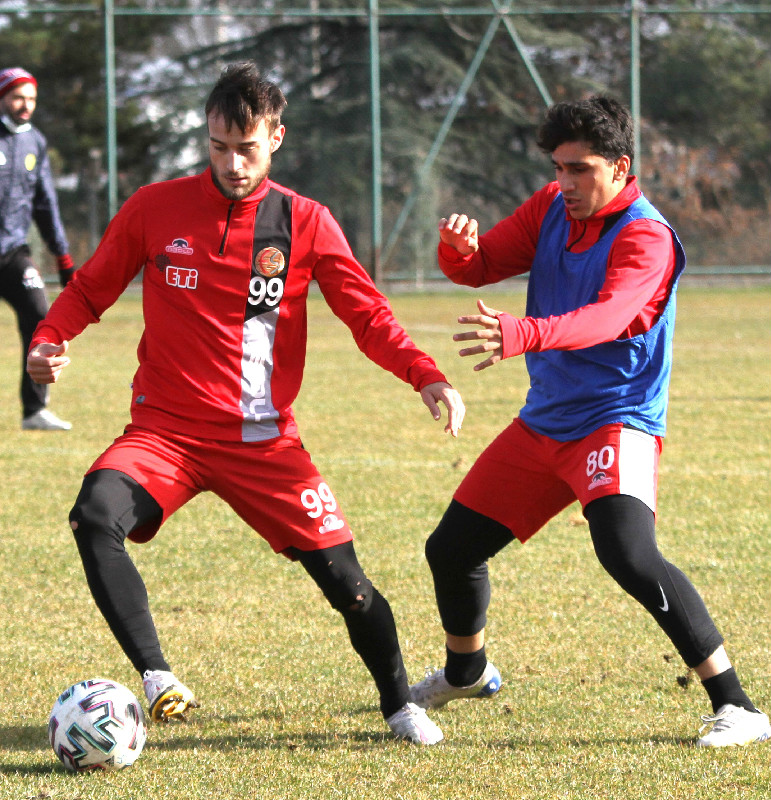 BERKAY VE ONUR  TAKIMA KATILDI