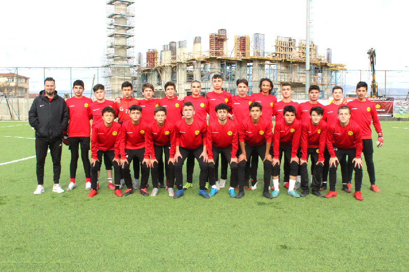 ES-ES ALT YAPISINDA  TEMPO HİÇ DÜŞMÜYOR