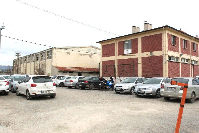 BİR TARİHE DAHA ELVEDA