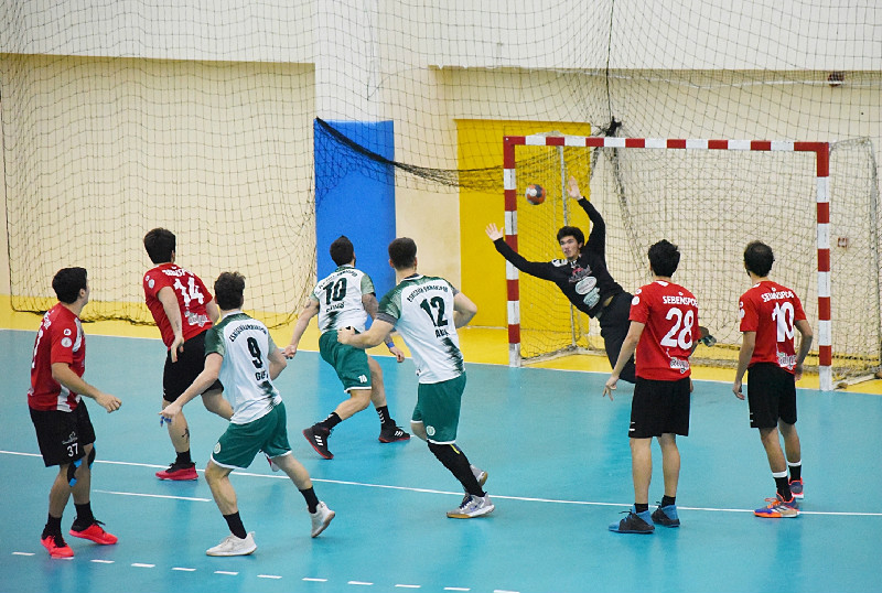 HEDEF İLK YARIYI LİDER BİTİRMEK