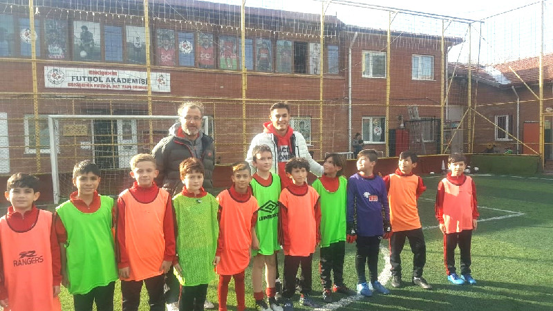 METEHAN GELDİĞİ YERİ UNUTMADI!