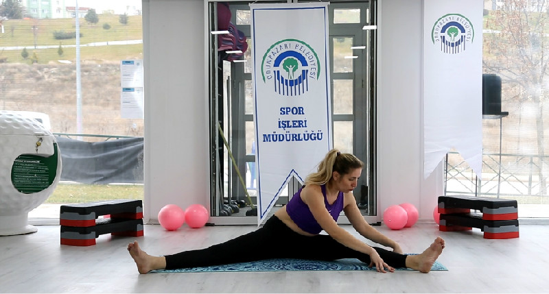 ’EVDE SPOR ZAMANI’ BÜYÜK İLGİ GÖRÜYOR