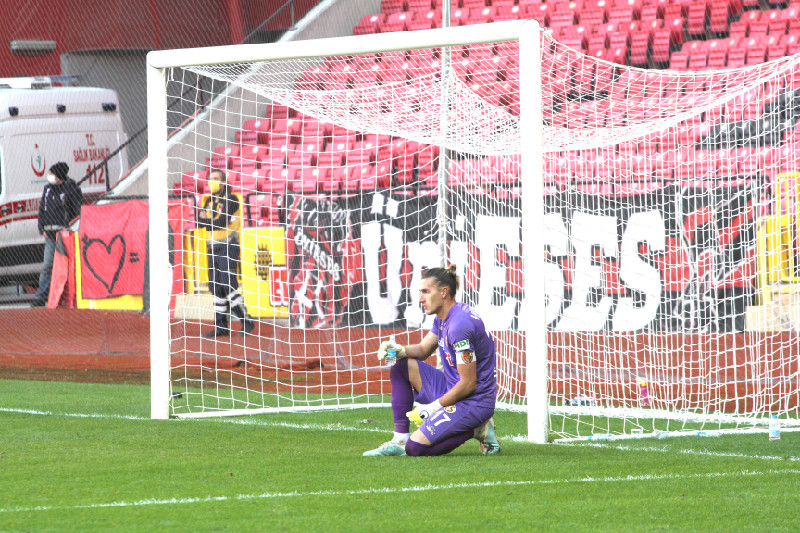 TARİHİN EN KÖTÜ İLK YARISI