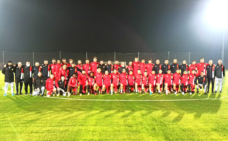 ŞİMŞEKLER GÜÇ  TOPLUYOR