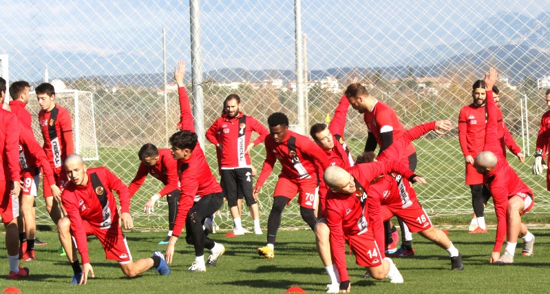 GENÇLERE KAMP TRAŞI