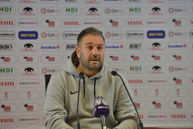 İLHAN VAR  SAKARYASPORA YAKIN