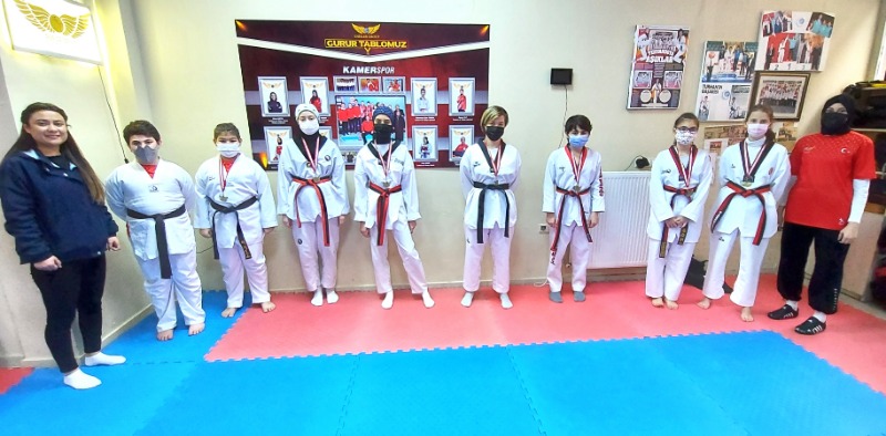 KAMERSPORUN KARA KUŞAKLARI