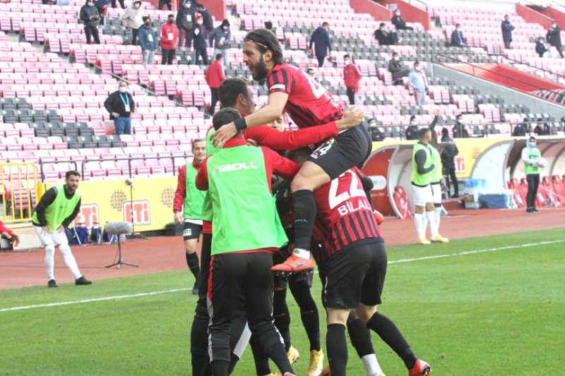 DÖNDÜRÜN ŞU KARA TALİHİ