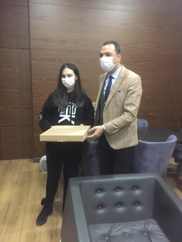 GENÇ UFUKTA ÖDÜL TÖRENİ