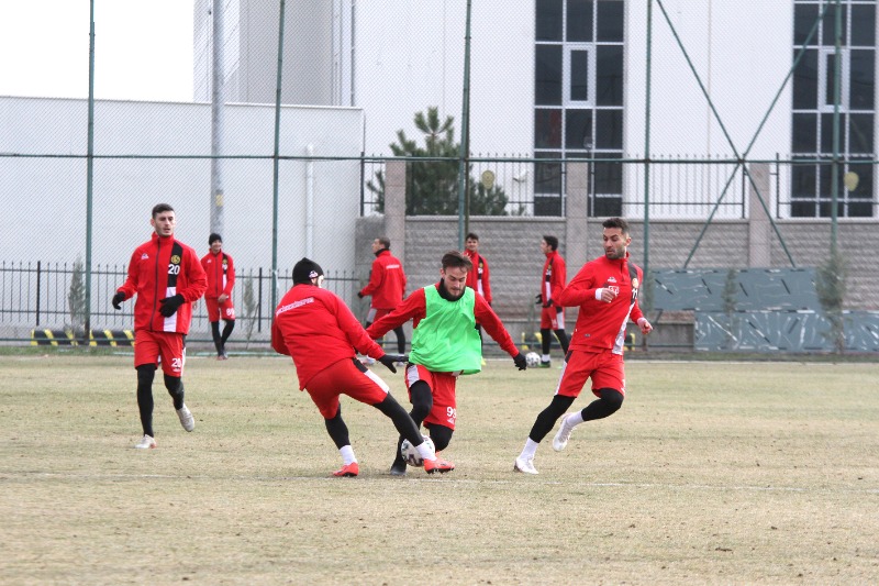 ALTAY İÇİN TOP BAŞI