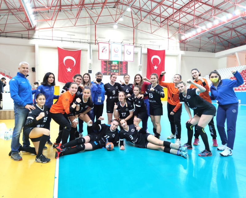 BİZ BU LİGDE KALACAĞIZ