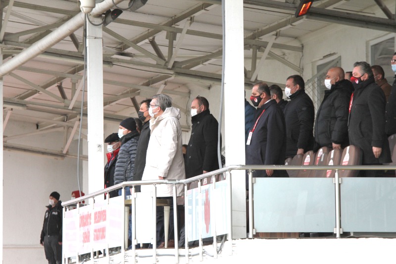 ÖNÜMÜZDE Kİ SEZONU KAYBETMEYİN