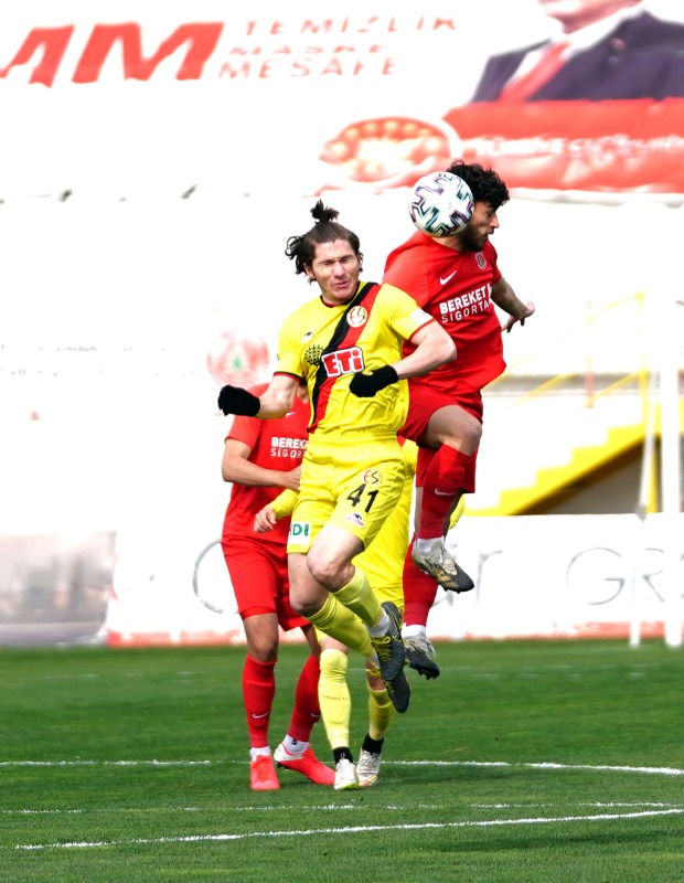 GELECEĞİ İNŞAA ETMELİYİZ