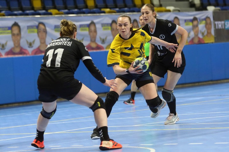 HAYDİ KIZLAR KIRIN ZİNCİLERİ