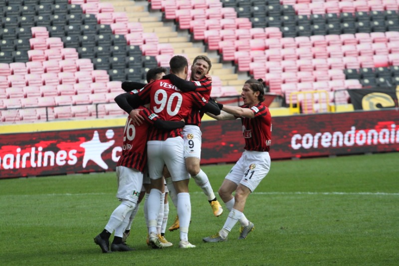 İBRAHİM YÜREĞİNİ KOYDU