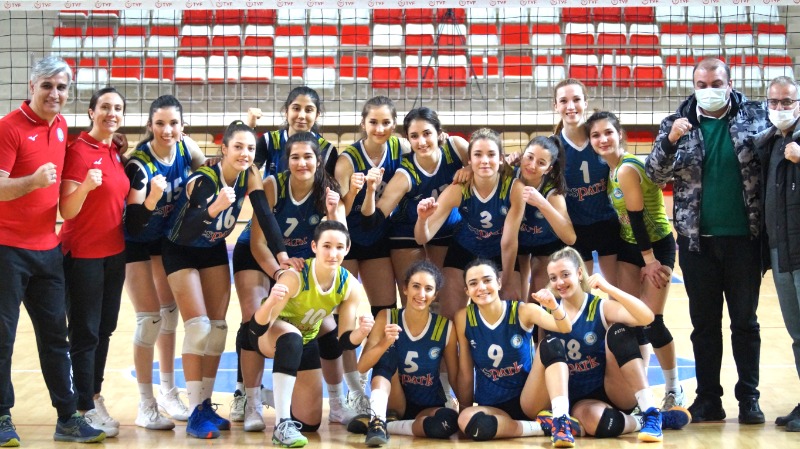 BU BAŞARI ŞAMPİYONLUK HÜKMÜNDEDİR