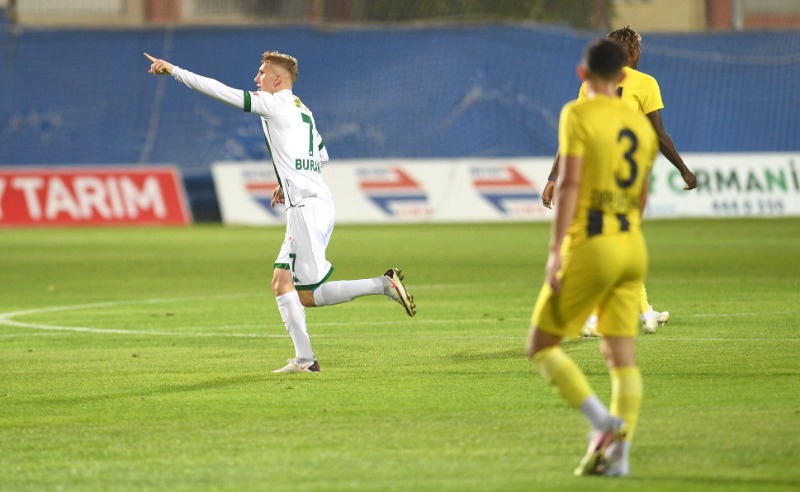 BURSASPOR EVİNDE MENEMENİ AĞIRLIYOR