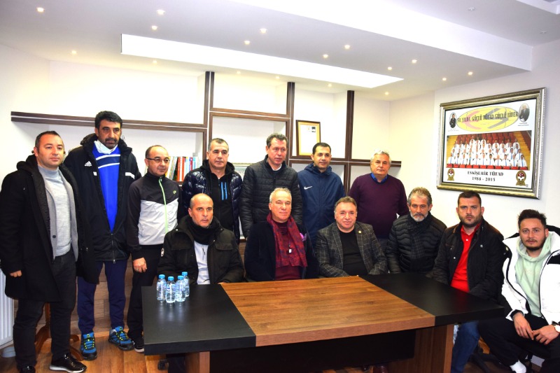 ZORLUKLARI BİLEREK GELDİK