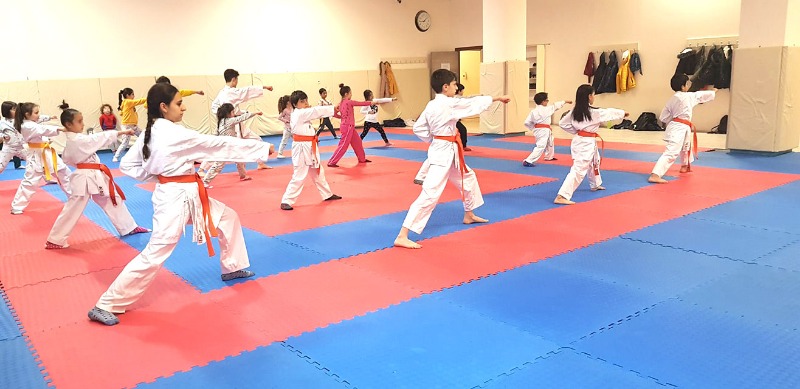 KARATECİLER ARA VERMİYOR