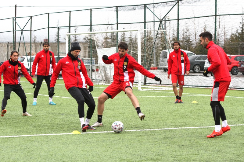 ES-ES BAŞKENT YOLCUSU