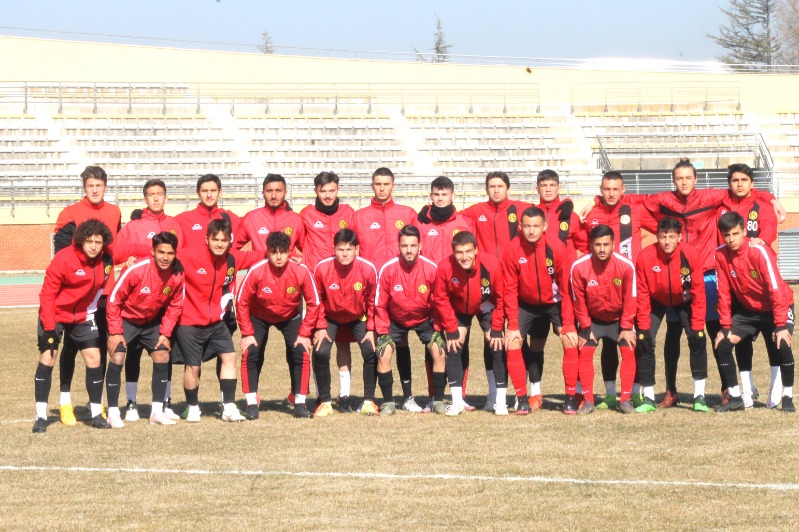 GENÇ ŞİMŞEKLER İLK MAÇINA HAZIR